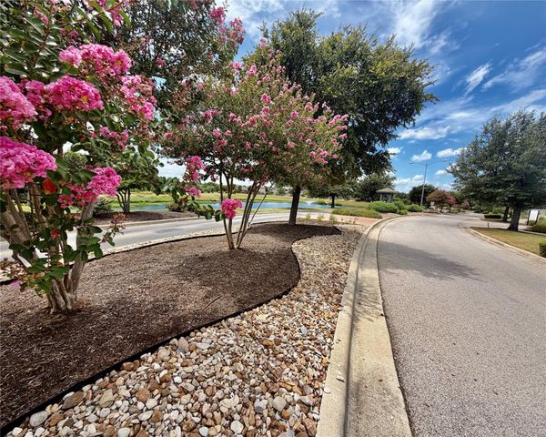 8800 White Ibis DR 130, Austin, TX 78729
