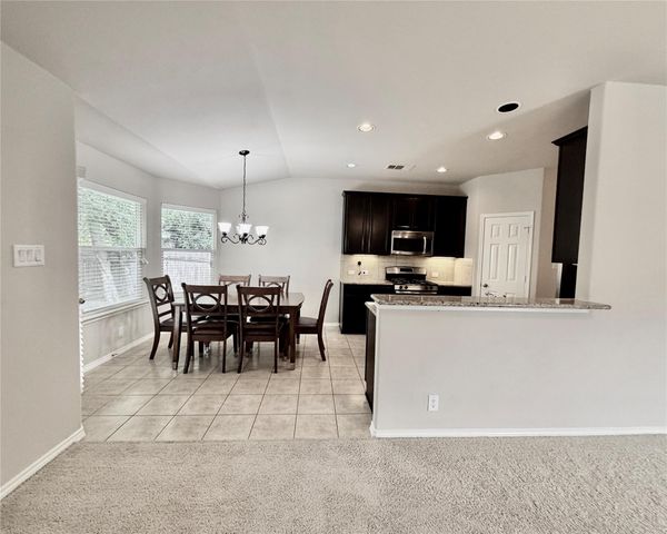 8800 White Ibis DR 130, Austin, TX 78729