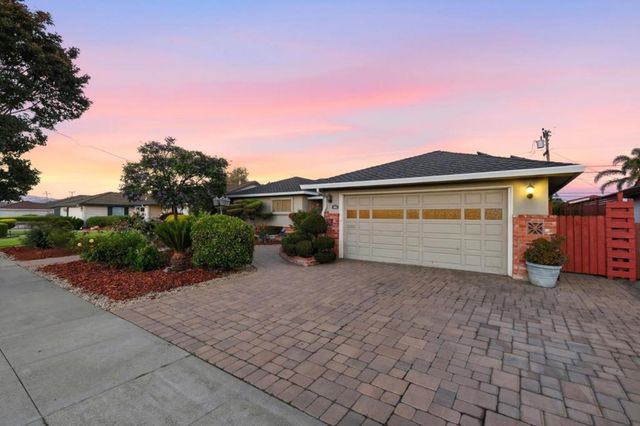 5352 Selma Avenue, Fremont, CA 94536