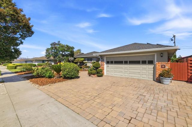 5352 Selma Avenue, Fremont, CA 94536
