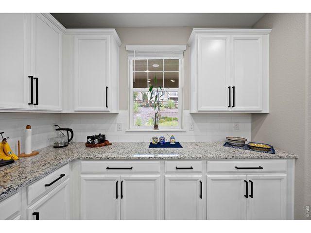 18941 W 84th Ave, Arvada, CO 80007