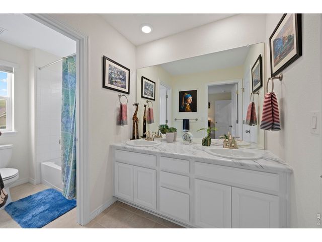 18941 W 84th Ave, Arvada, CO 80007