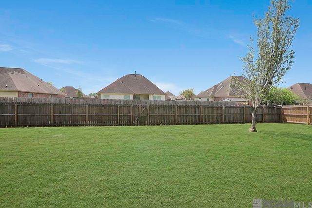 2970 Majestic Oaks Ave, Zachary, LA 70791
