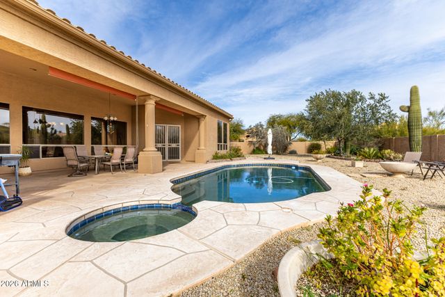 7025 E CARRIAGE TRAILS Drive, Scottsdale, AZ 85266