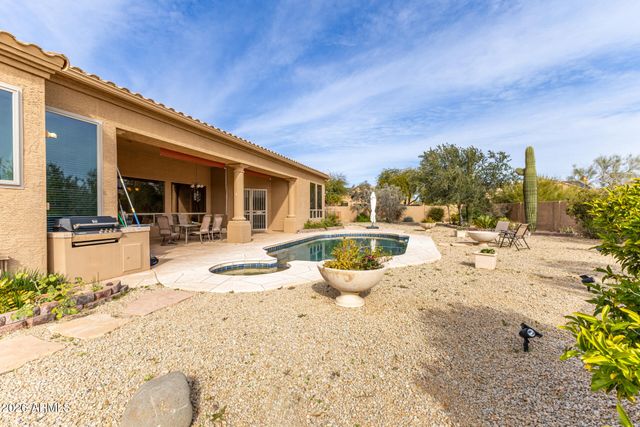 7025 E CARRIAGE TRAILS Drive, Scottsdale, AZ 85266