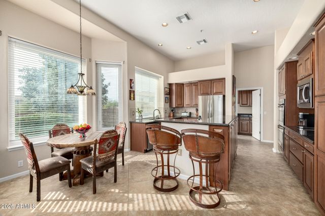 7025 E CARRIAGE TRAILS Drive, Scottsdale, AZ 85266