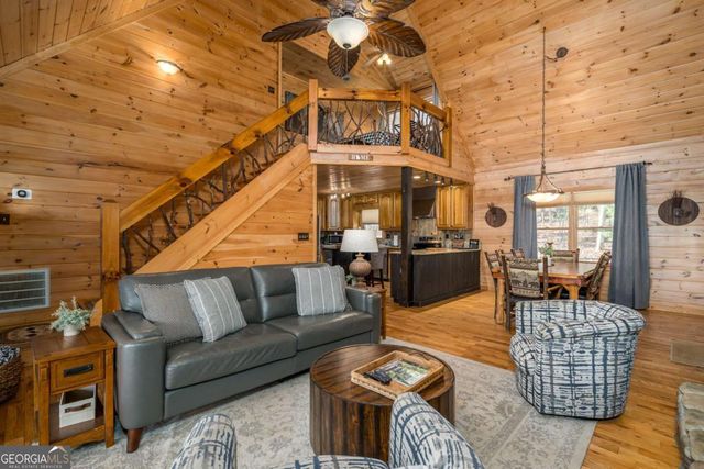 165 Christian Crossing 15, Morganton, GA 30560