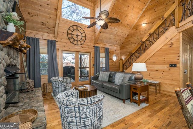 165 Christian Crossing 15, Morganton, GA 30560