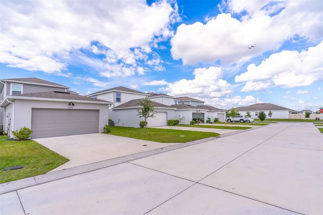 6074 WINDY LEAF ALLEY, St Cloud, FL 34771