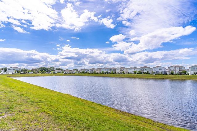 6074 WINDY LEAF ALLEY, St Cloud, FL 34771