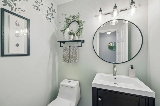 105 Hedge Ct, Smyrna, TN 37167