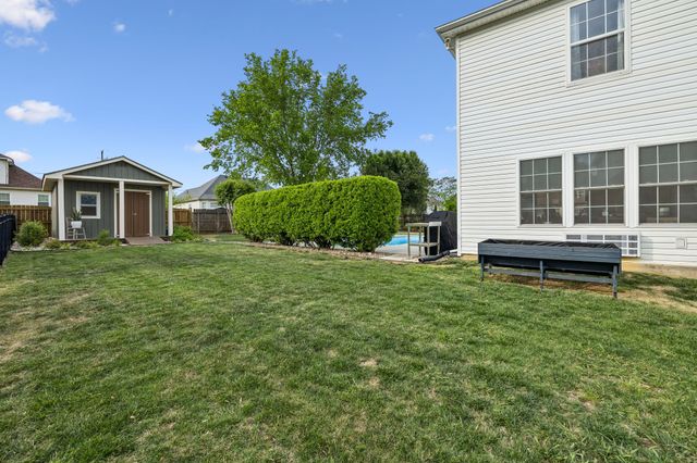 105 Hedge Ct, Smyrna, TN 37167