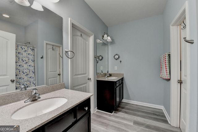 6925 Creekstone Place, Flowery Branch, GA 30542