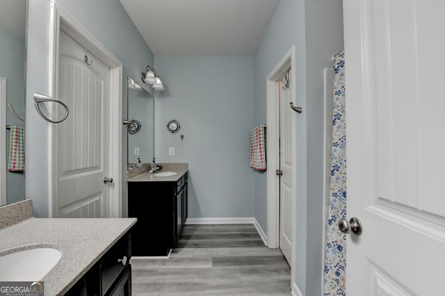 6925 Creekstone Place, Flowery Branch, GA 30542