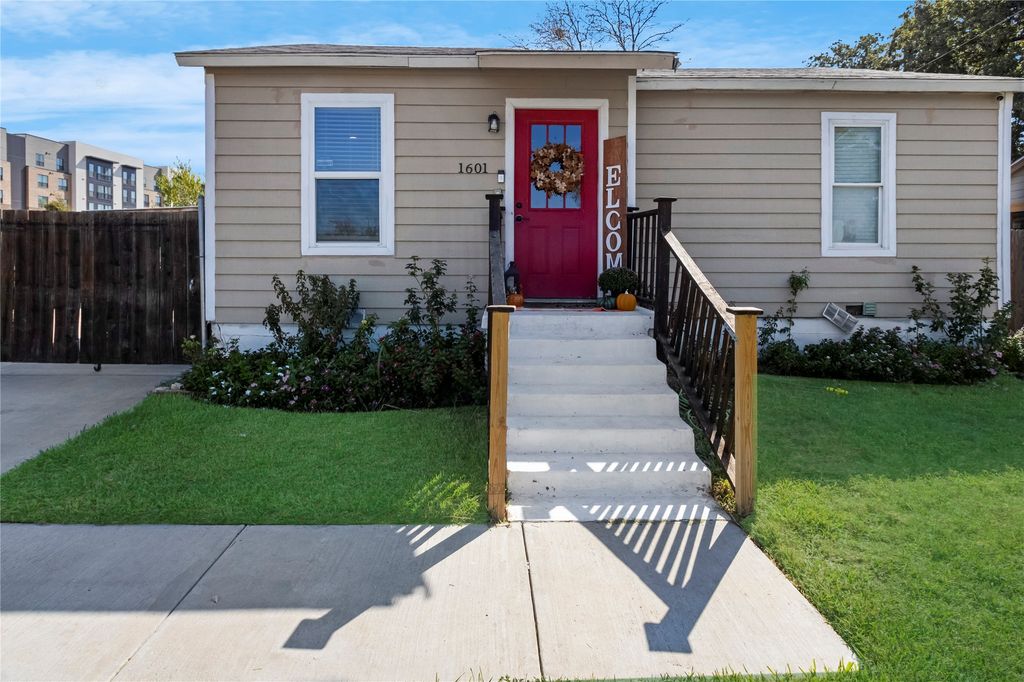 1601 Andrew Avenue, Fort Worth, TX 76105 — photo 4
