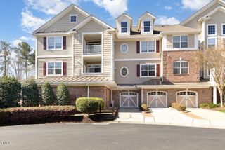 10411 Rosegate Court 202, Raleigh, NC 27617