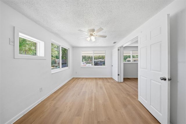 20514 MICKENS DRIVE, Dade City, FL 33523