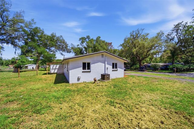 20514 MICKENS DRIVE, Dade City, FL 33523