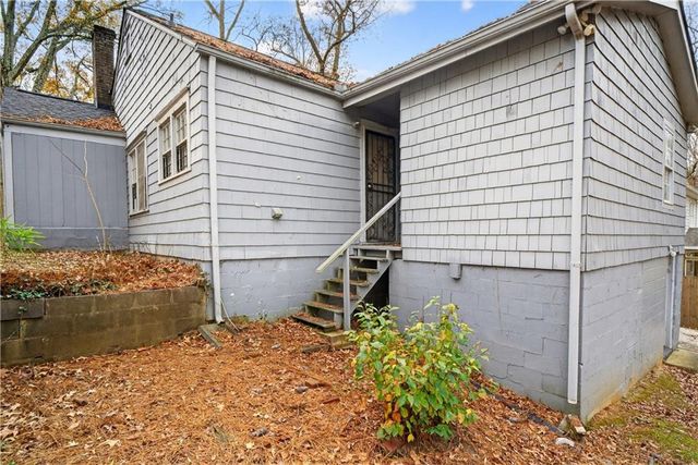 1757 Derry SW Avenue, Atlanta, GA 30310