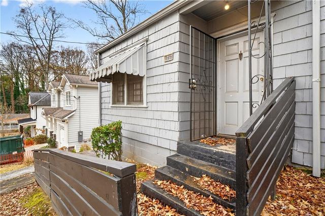 1757 Derry SW Avenue, Atlanta, GA 30310