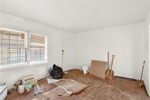 1757 Derry SW Avenue, Atlanta, GA 30310