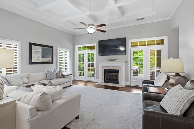 1308 Reynard Dr, Gallatin, TN 37066