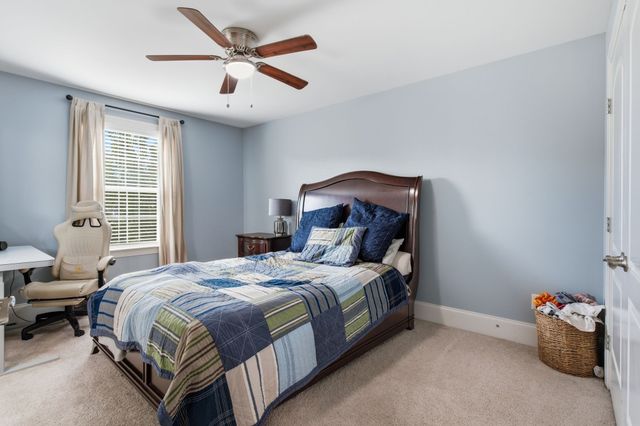 1308 Reynard Dr, Gallatin, TN 37066