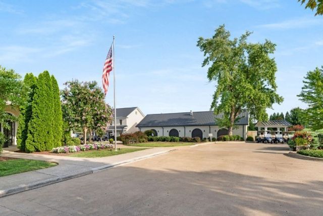 1308 Reynard Dr, Gallatin, TN 37066