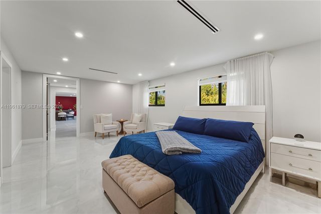 2825 SW 79th Ct, Miami, FL 33155