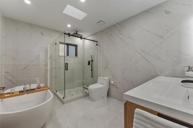 2825 SW 79th Ct, Miami, FL 33155