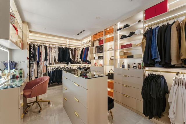 2825 SW 79th Ct, Miami, FL 33155