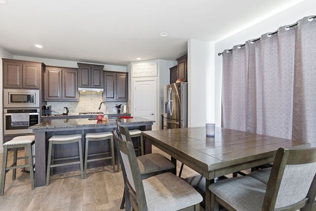 3619 Twin Pines Drive, Grand Prairie, TX 76065