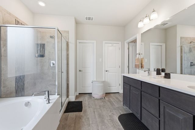 3619 Twin Pines Drive, Grand Prairie, TX 76065
