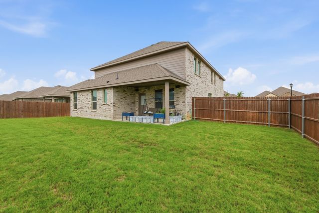 3619 Twin Pines Drive, Grand Prairie, TX 76065