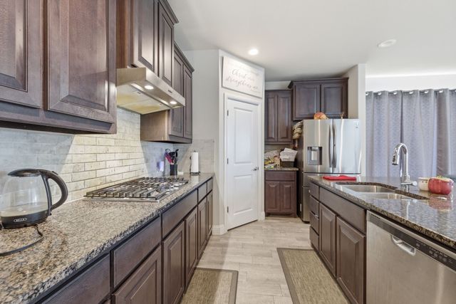 3619 Twin Pines Drive, Grand Prairie, TX 76065
