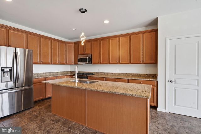 228 N CALDWELL CIR, Downingtown, PA 19335