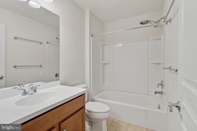 228 N CALDWELL CIR, Downingtown, PA 19335