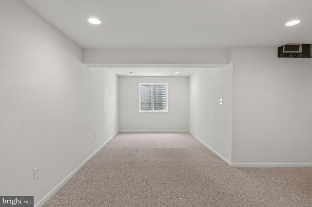 228 N CALDWELL CIR, Downingtown, PA 19335