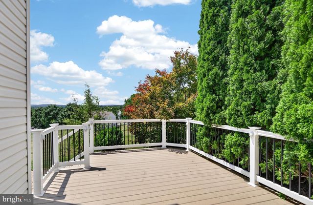 228 N CALDWELL CIR, Downingtown, PA 19335