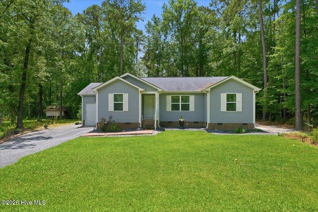 311 Moss Pink Drive, Vass, NC 28394