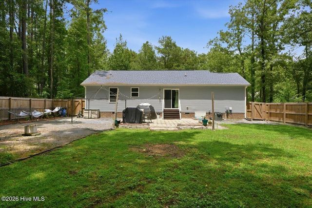 311 Moss Pink Drive, Vass, NC 28394