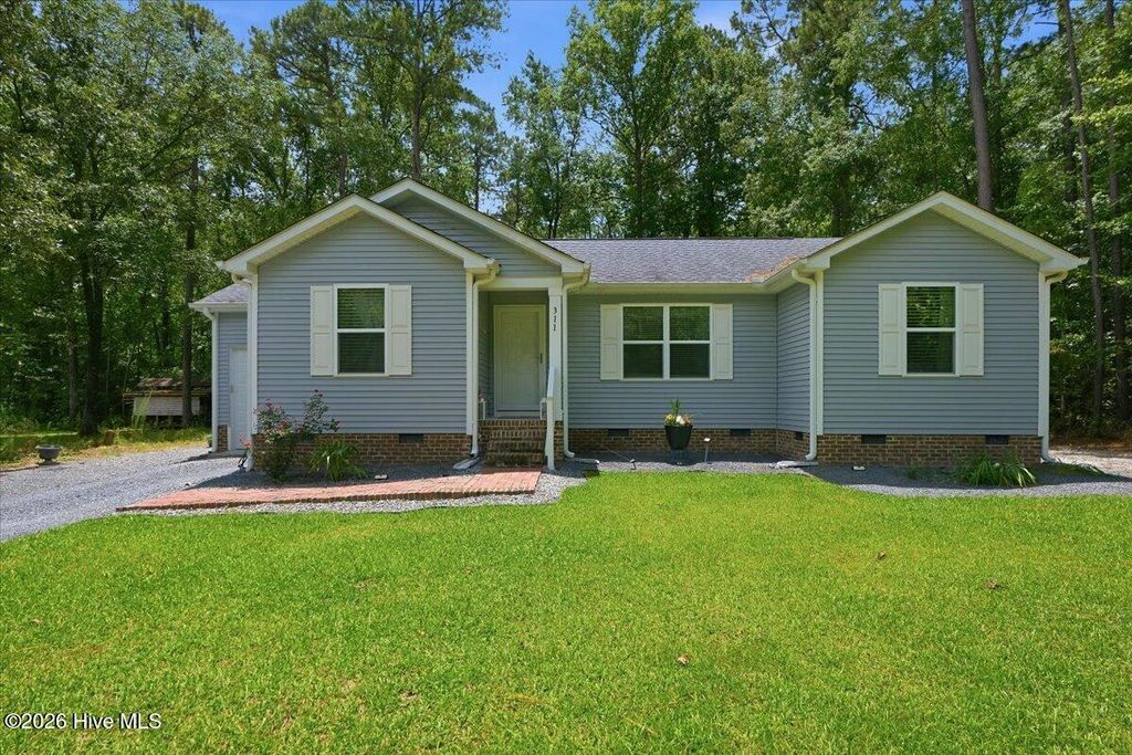 311 Moss Pink Drive, Vass, NC 28394