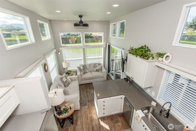 82 Williamson Road, Sequim, WA 98382