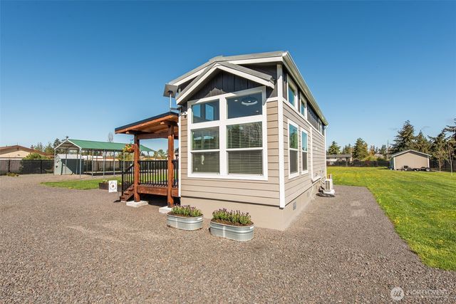 82 Williamson Road, Sequim, WA 98382