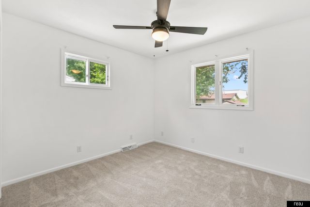 1307 Kay Lynn Drive, Bellevue, NE 68005