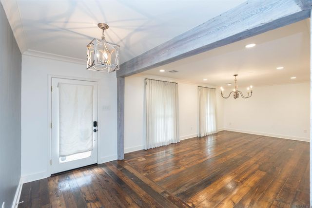 4843 Sweetbriar St, Baton Rouge, LA 70808