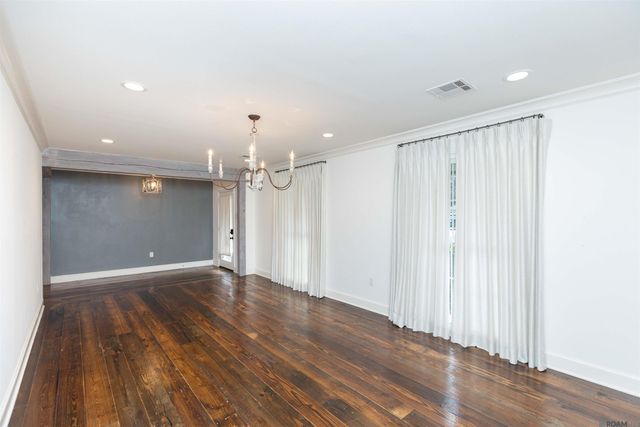 4843 Sweetbriar St, Baton Rouge, LA 70808