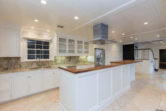 4843 Sweetbriar St, Baton Rouge, LA 70808