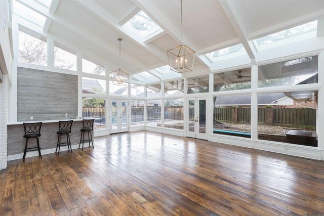 4843 Sweetbriar St, Baton Rouge, LA 70808