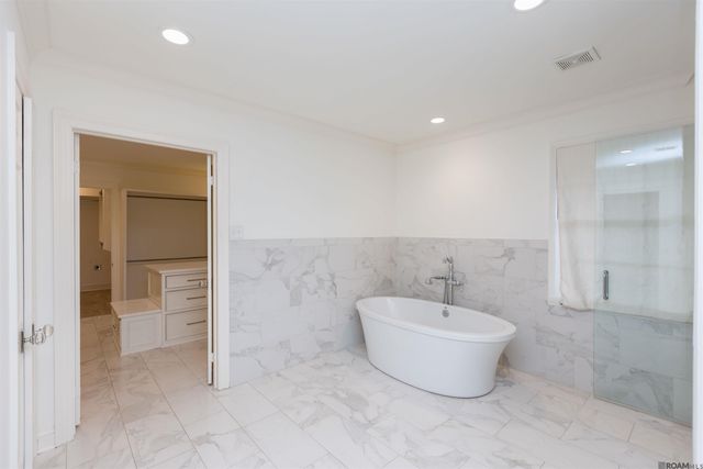 4843 Sweetbriar St, Baton Rouge, LA 70808